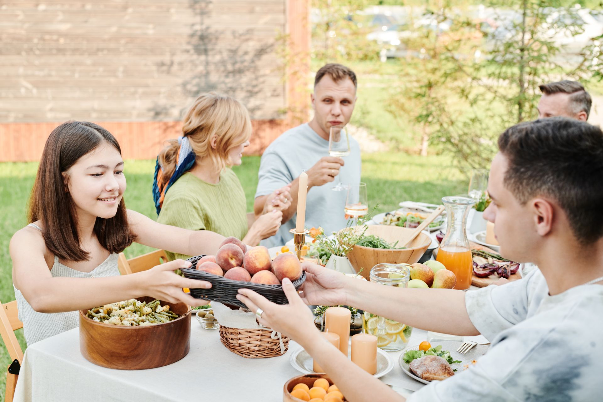 Family & Group sessions (outdoor reunions also)